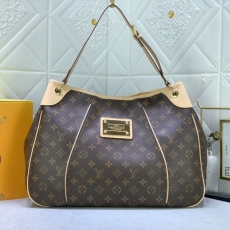 Louis Vuitton Shopping Bags